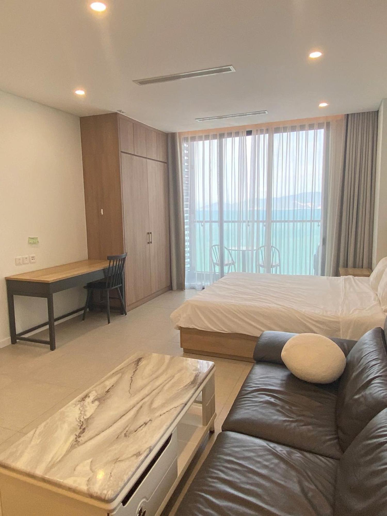 Апартаменти Scenia Bay Oceanfront By Housing Нячанг Екстер'єр фото