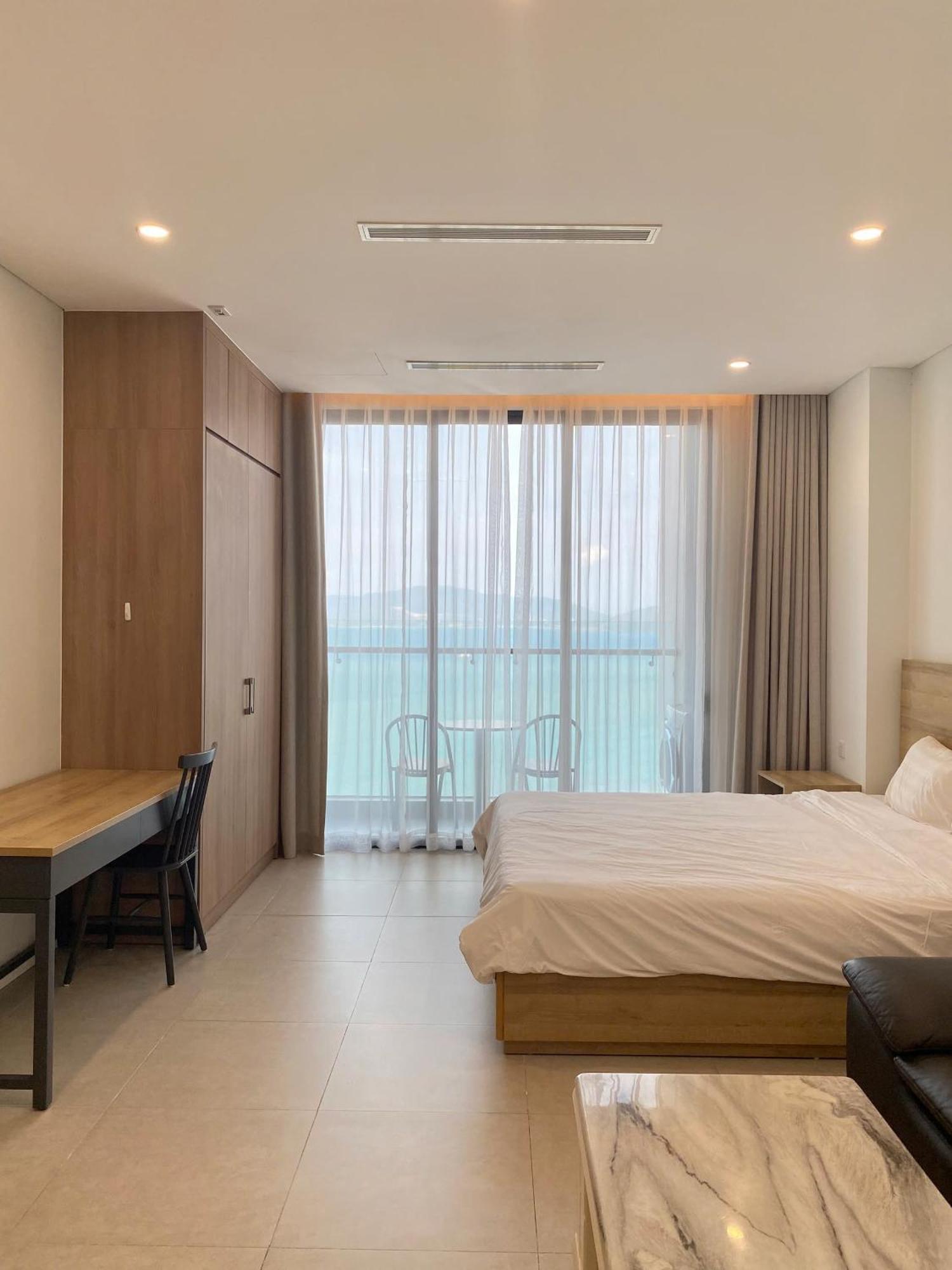 Апартаменти Scenia Bay Oceanfront By Housing Нячанг Екстер'єр фото